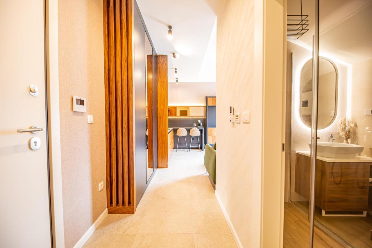 Enyana Luxury Suites Kotor Buitenkant foto